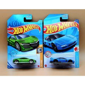 Hot Wheels 1990 Acura NSX / 2017 Acura NSX Bundle